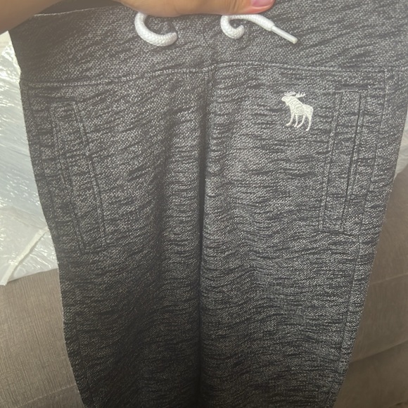 Abercrombie kids pants in size 5/6 - Picture 4 of 5